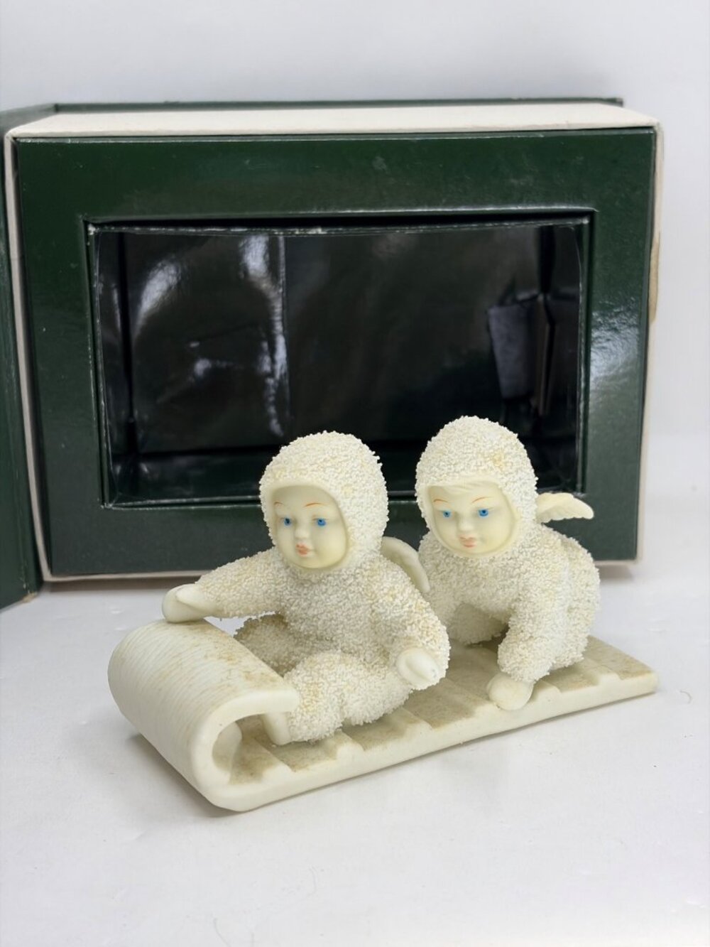 Vintage Dept 56 Snowbabies Winter Tales Down The Hill We Go Figurine #79600